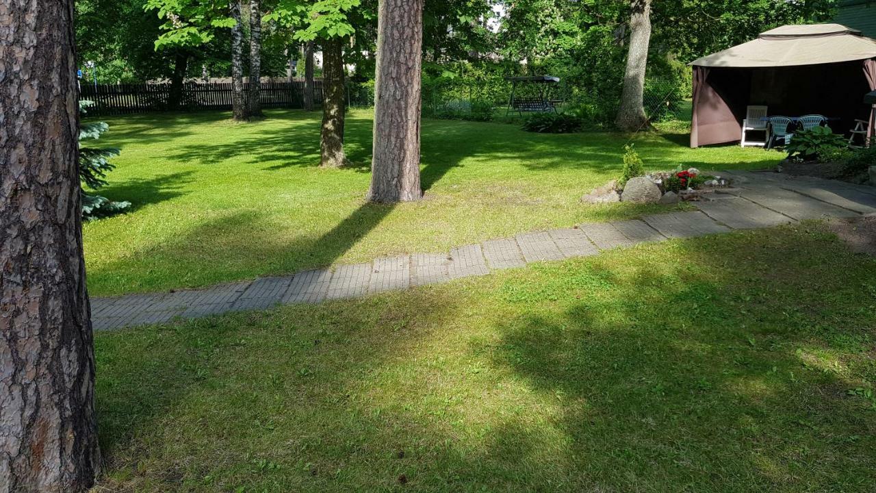 Mini-House With Garden In Jurmala Villa Luaran gambar