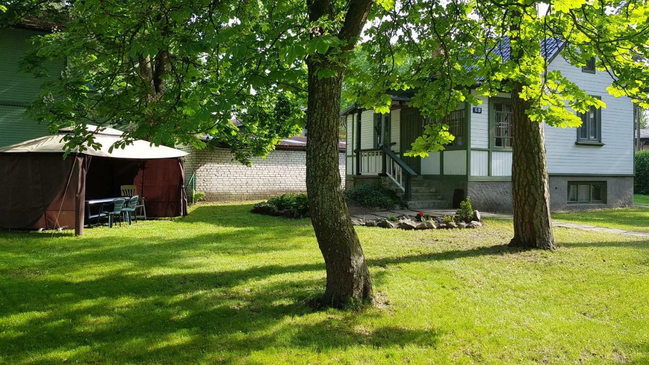 Mini-House With Garden In Jurmala Villa Luaran gambar